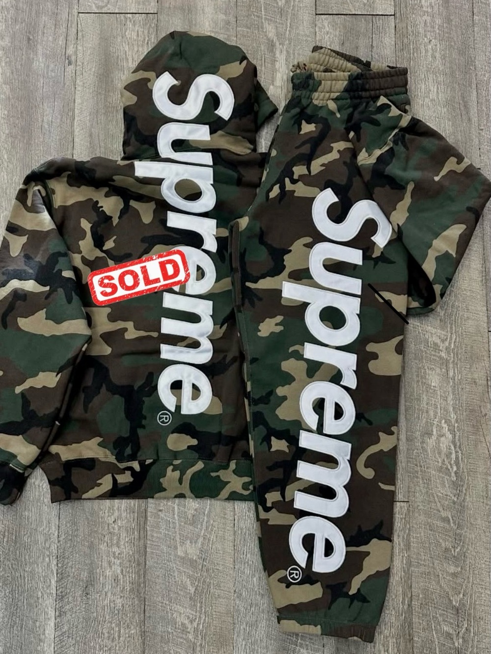Supreme Satin Appliqué Sweatpants Camo L SS26